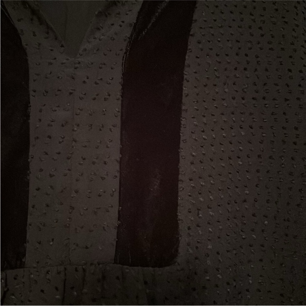 LOFT Women's Elegant Black Blouse - Picture 4 of 4